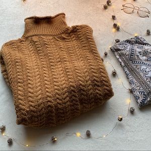 H&M chunky knit sweater